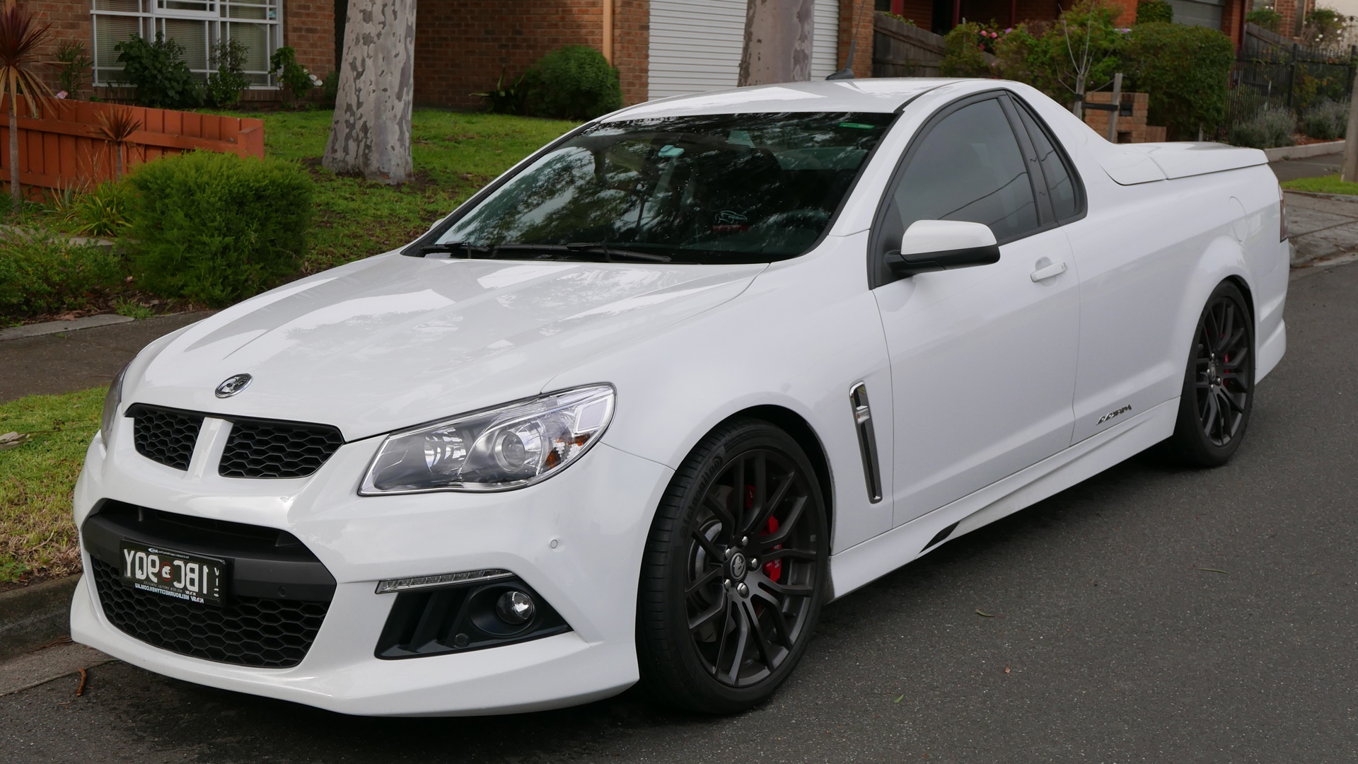 2014 HSV Maloo R8 utility